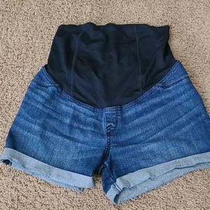 Maternity shorts